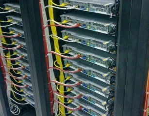 江西高性價比服務器租用與托管服務，專業金盾防火墻護航